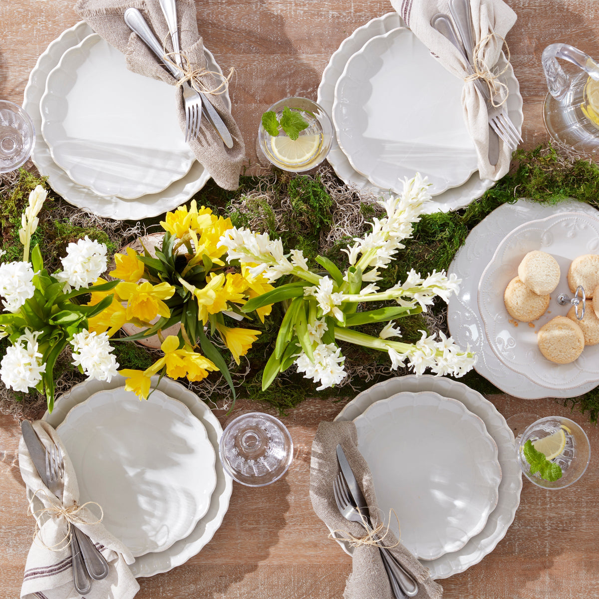 French Perle Scallop 4-Piece Place Setting